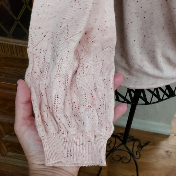 Sweater - Picture 2 of 5